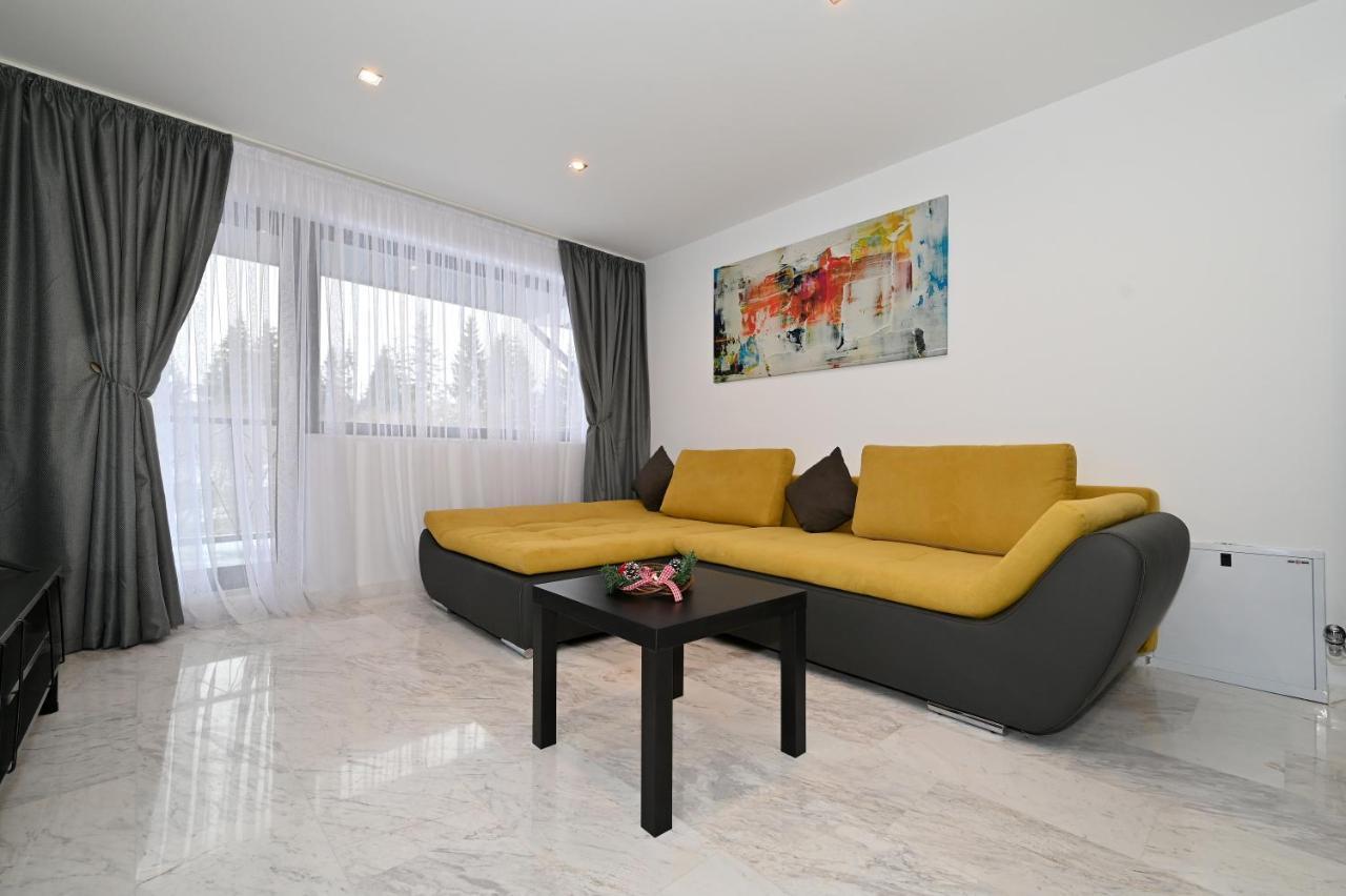 R&b Aparthotel