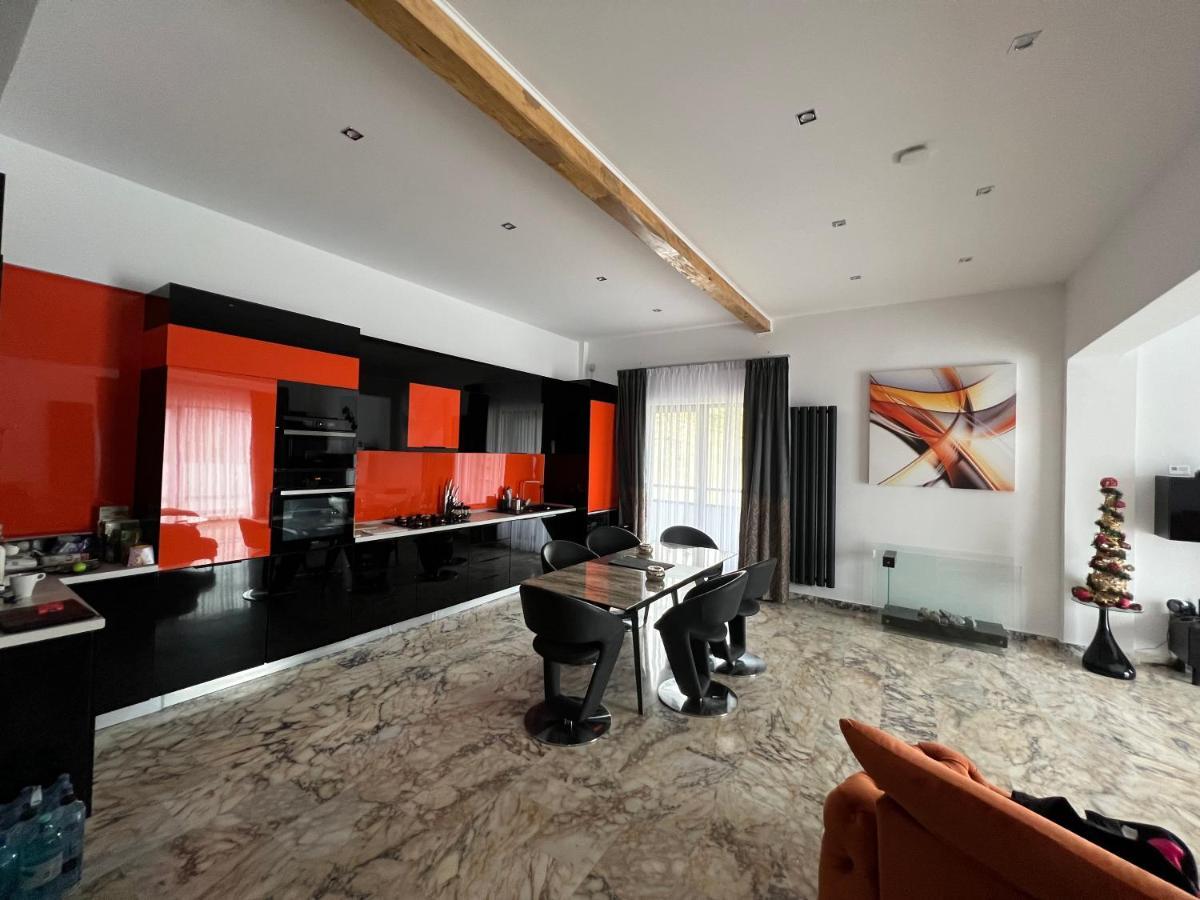Aparthotel R&b